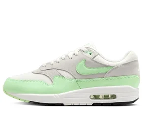 Essential Vapor Green Matching Outfit
