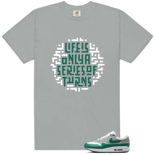 Essential Evergreen Aura Life Turns Graphic Shirt