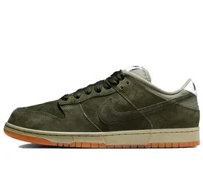Dunk Low Pro B Sequoia Matching Shirts