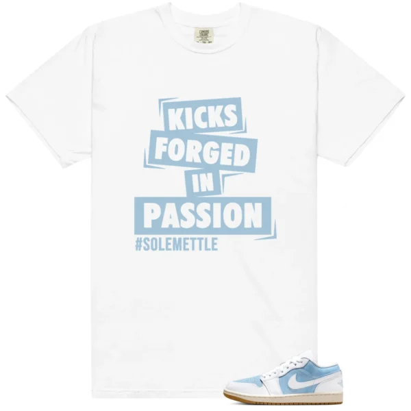 WMNS Worn Blue 1s Passion Kicks Graphic Shirt