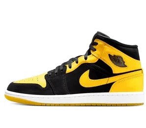 Air Jordan 1 Mid SE New Love Matching Tees